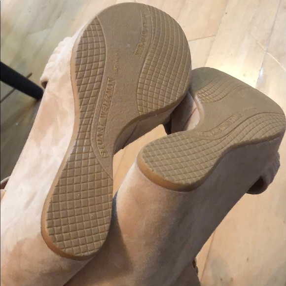 Stuart Weitzman beige suede wedge heels - Picture 5 of 5